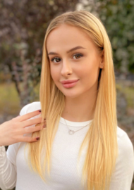 Polina 18 years old Ukraine Cherkassy, European bride profile, step2love.com