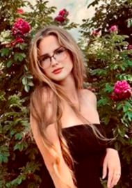 Olga 19 years old Ukraine Kiev, European bride profile, step2love.com
