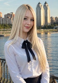 Yuliya 22 years old Ukraine Cherkasy, European bride profile, step2love.com