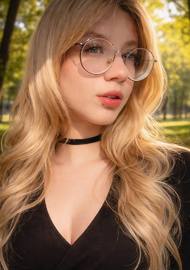 Veronika 19 years old Ukraine Lviv, European bride profile, step2love.com