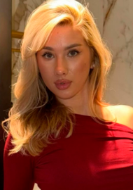 Karina 25 years old Spain Barcelona, European bride profile, step2love.com