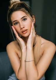 Karina 25 years old Spain Barcelona, European bride profile, step2love.com