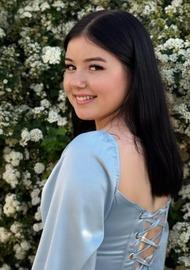 Veronika 18 years old Ukraine Cherkasy, European bride profile, step2love.com