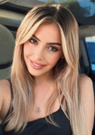 Julia 22 years old Spain Barcelona, European bride profile, step2love.com