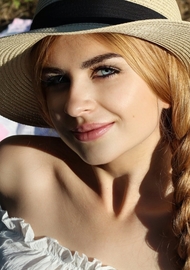 Snezhana 22 years old Ukraine Nikolaev, Russian bride profile, www.step2love.com