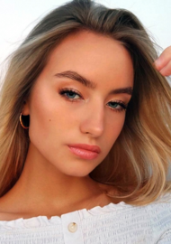 Darya 22 years old Ukraine Kryvyi Rih, European bride profile, step2love.com