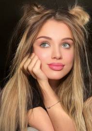 Mariya 22 years old Ukraine Poltava, European bride profile, step2love.com